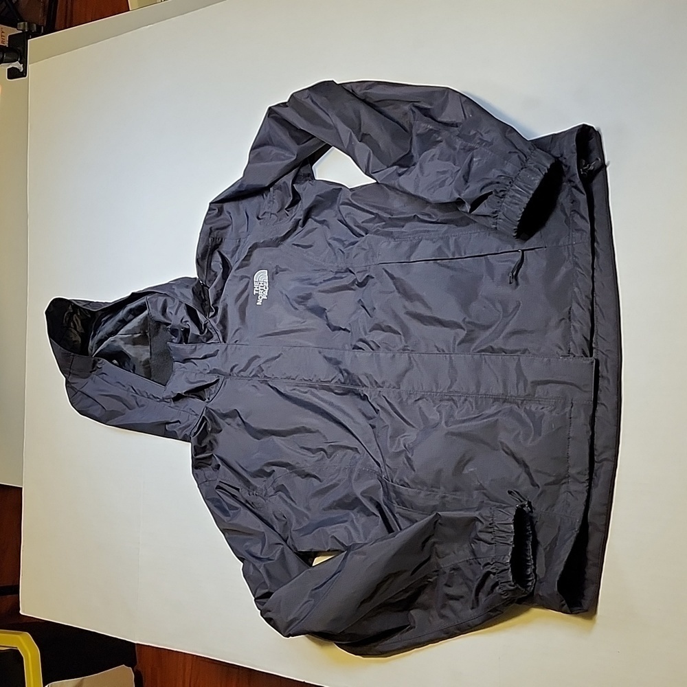 Women's North Face hooded lightweight Dryvent Windbreaker jacket Size SP
